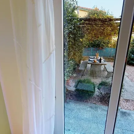 Apartment Casa Delle Vigne: Giardino, Pergola E Vista Minusio
