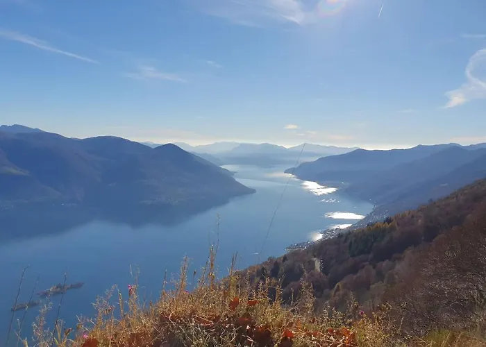 Casa Delle Vigne: Giardino, Pergola E Vista *