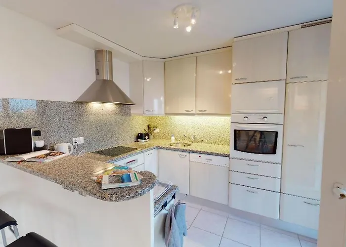 Casa Delle Vigne: Giardino, Pergola E Vista *