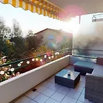 Casa Delle Vigne: Giardino, Pergola E Vista Minusio