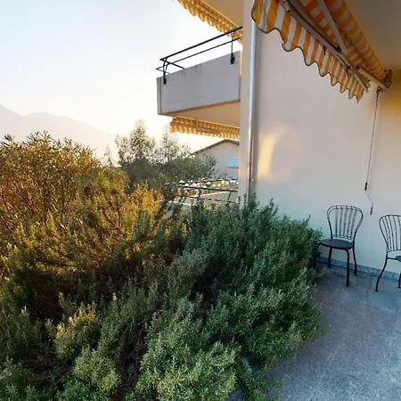 Appartement Casa Delle Vigne: Giardino, Pergola E Vista Minusio