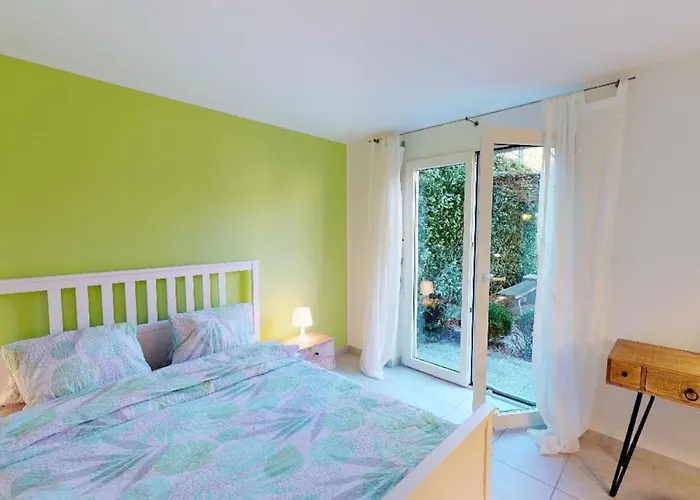 Casa Delle Vigne: Giardino, Pergola E Vista *