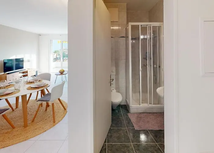 Casa Delle Vigne: Giardino, Pergola E Vista *